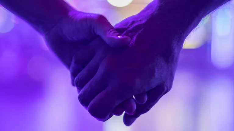 Leia mais sobre o artigo Como Saber se a Pessoa Gosta de você? 10 sinais fáceis de identificar.